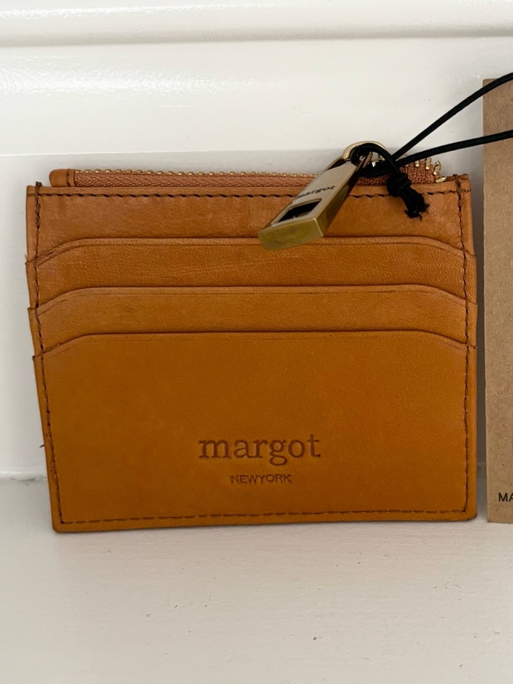 MARGOT Leather Betty Zip Card Case in Camel